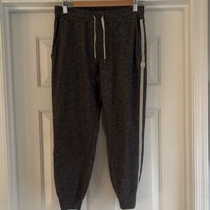 Vuori Performance Jogger in Charcoal with Side Stripe